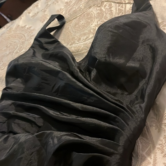 Impression Bridal formal dress, women’s size 14, black shiny - Picture 12 of 12